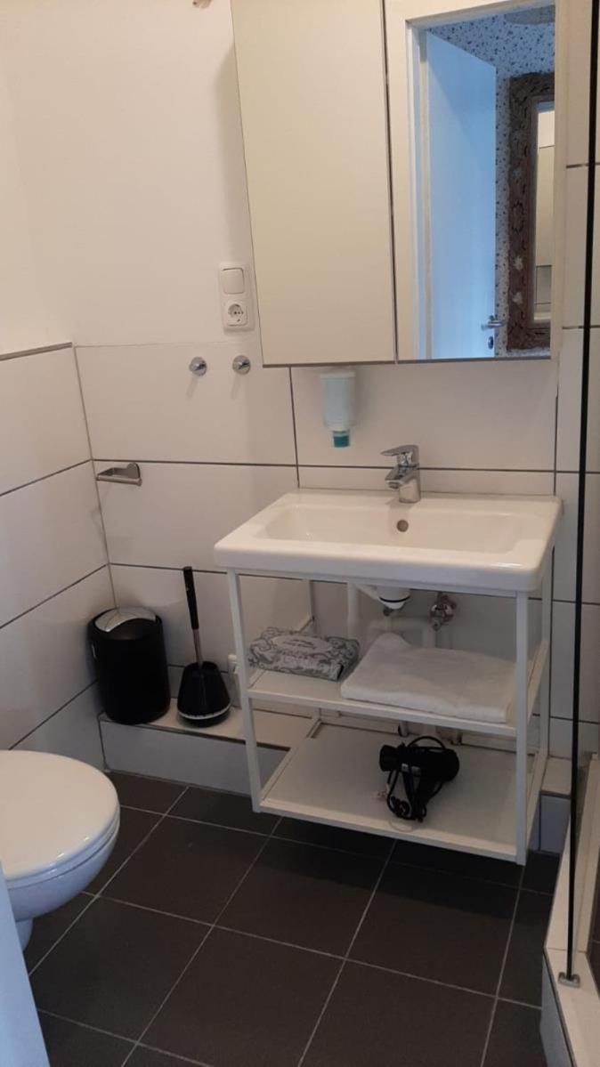 Ferienwohnung Stubenglueck 54, Zentrale Lage Im Schoenen Sasel Hamburg Eksteriør bilde